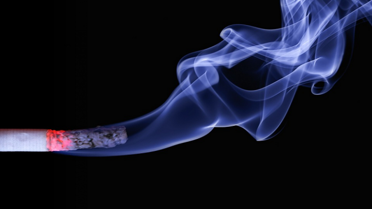 Tabac : six mois pour les anciens paquets ?