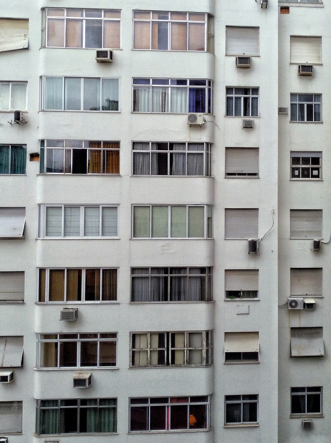 Des logements à Copacabana au Brésil
