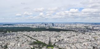 Une vue de Paris, près du Trocadero