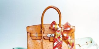 Un sac à main confectionné par les ateliers d'Hermès