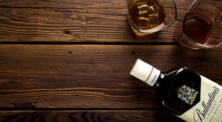 Un verre d&rsquo;alcool est-il acceptable pour les femmes enceintes ?