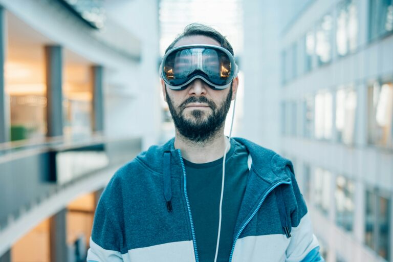 Apple : le Vision Pro, déjà un flop aux Etats Unis ?