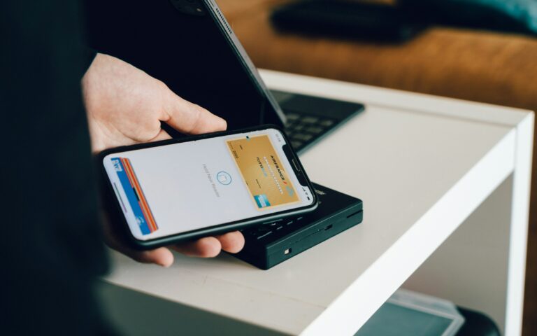 Paiement sans contact : une nouvelle norme pourrait le rendre plus simple