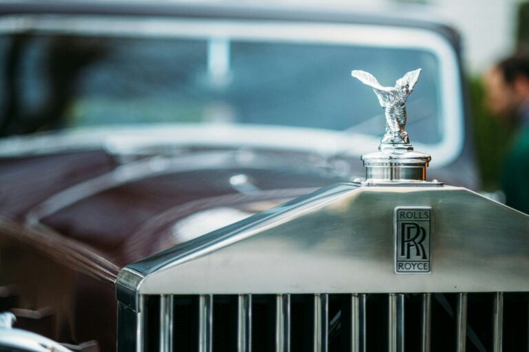 Royaume-Uni : Les Rolls-Royce mythiques entament leur électrification