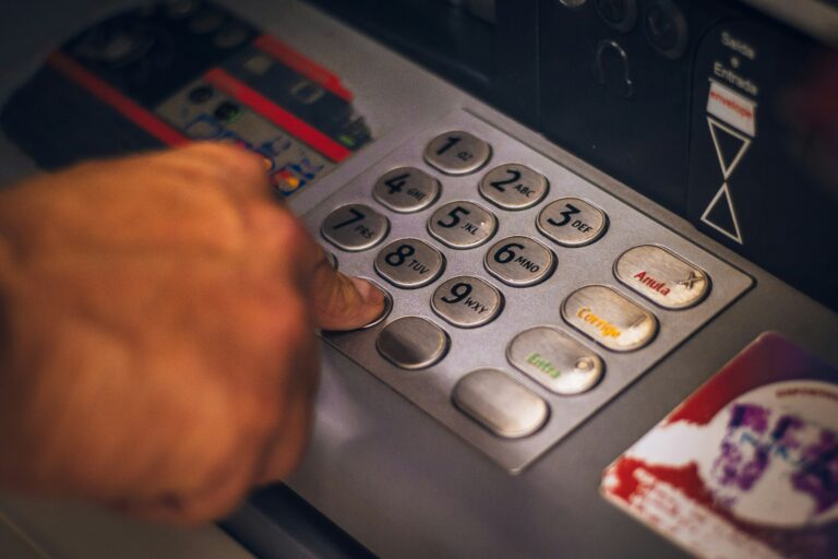 Virement instantané : fin de la facturation d’un euro
